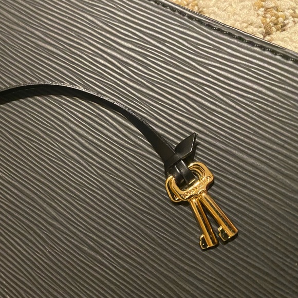 Louis Vuitton briefcase - Picture 11 of 11